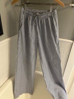 Subdued Blue and White stripped pants (L)
